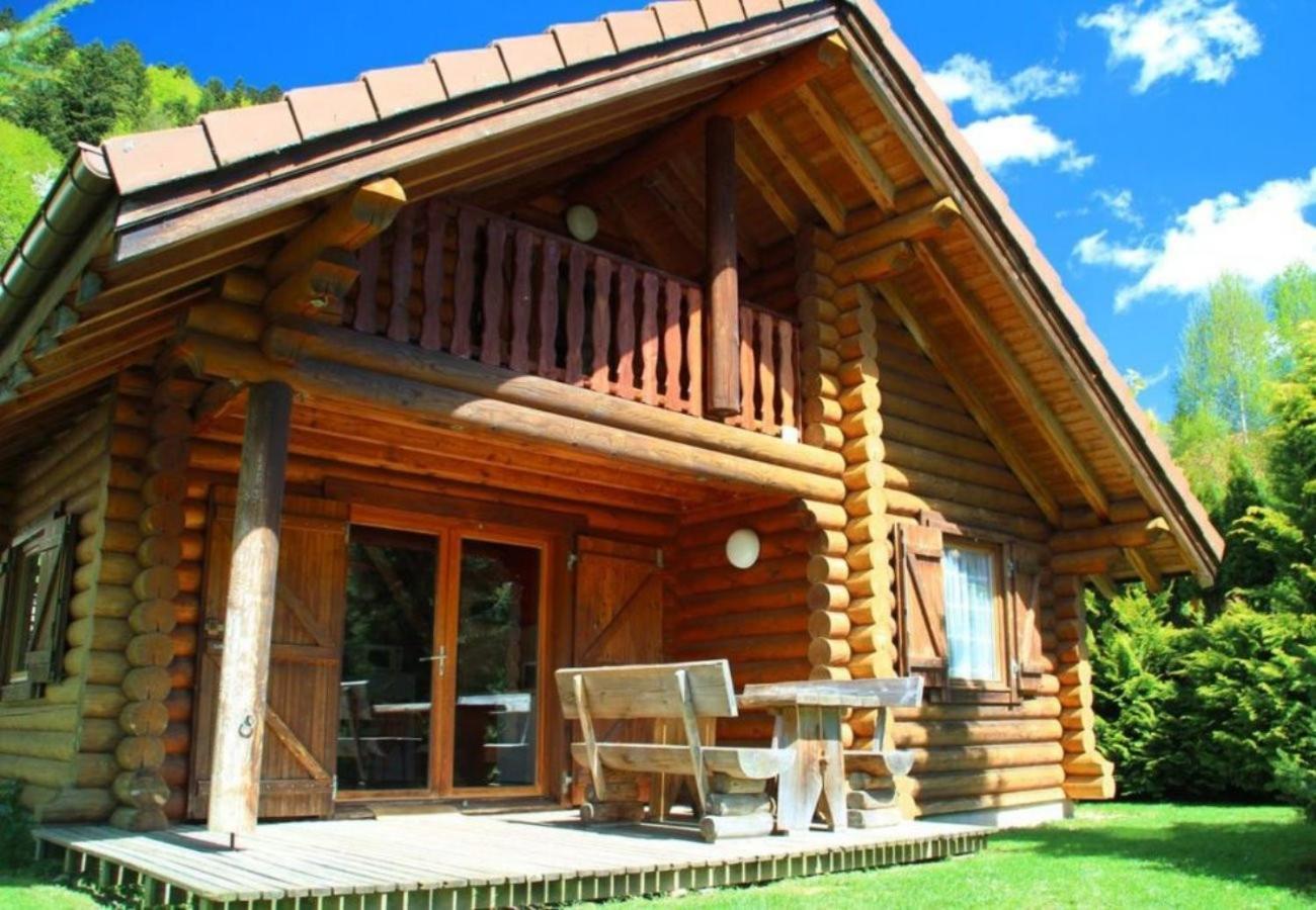 L'Ours Noir Chalet En Rondins La Bresse Exterior photo
